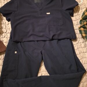 FIGS Navy Blue Scrub Set